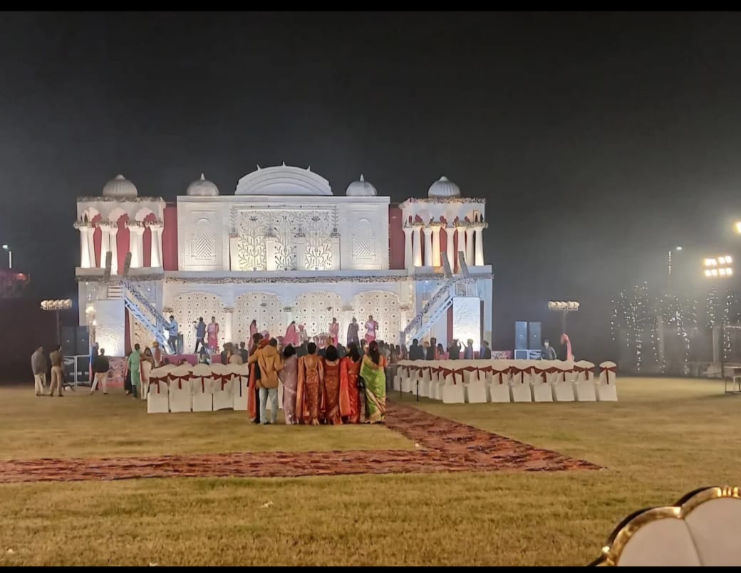 Expansive marriage lawn at Gautam Resort