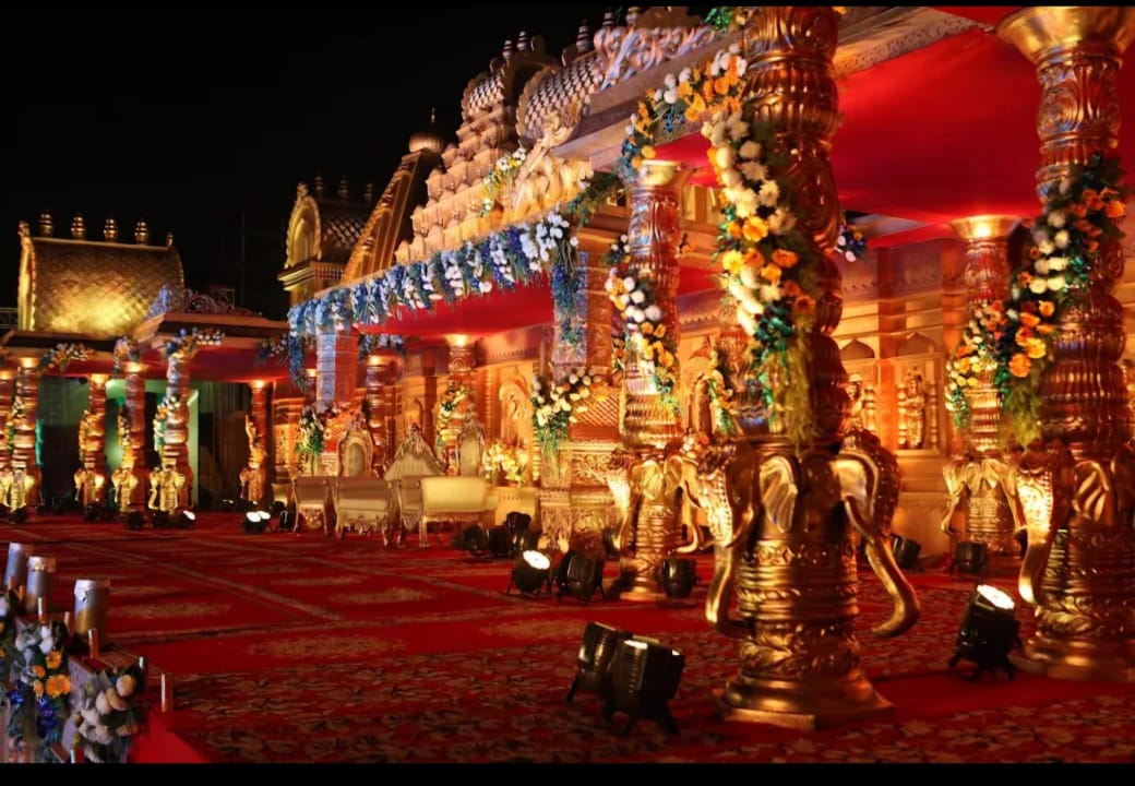 Grand Indian wedding décor