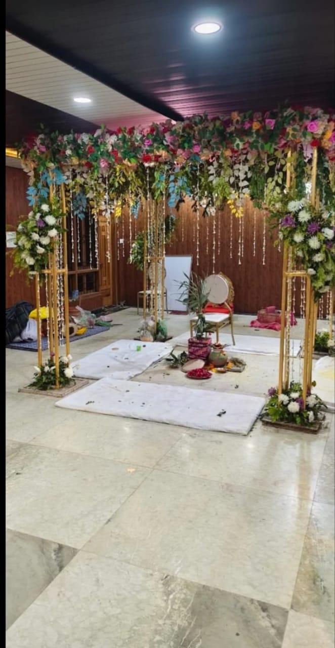 Intimate ceremony mandap